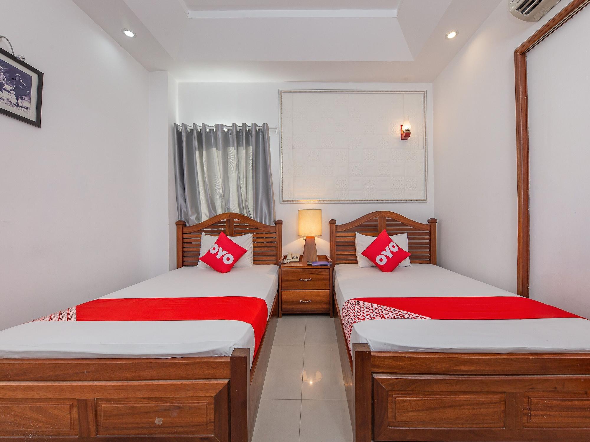 White Lion Hotel Nha Trang Exteriör bild