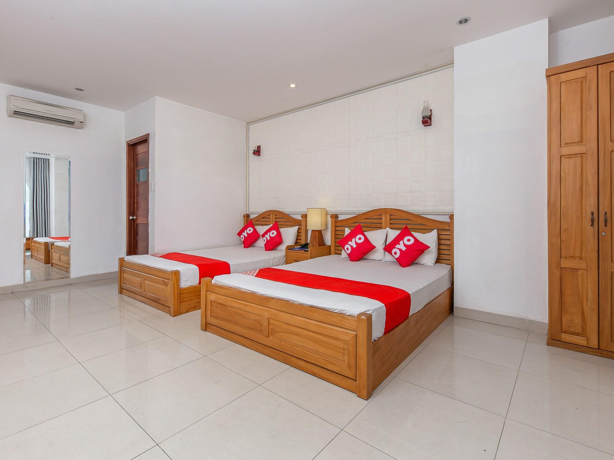 White Lion Hotel Nha Trang Exteriör bild